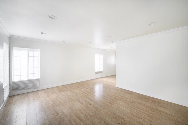 Building Photo - 1819 Landis St