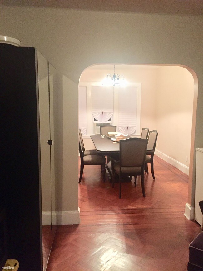 Foto del edificio - 1363 82nd St