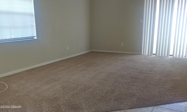 Building Photo - 887 Stonybrook Cir