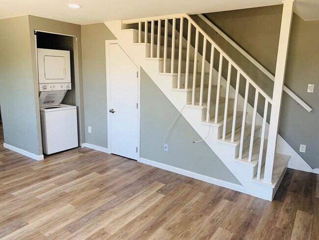 Foto del edificio - Updated 2 Bedroom 1.5 Bath in Westminster