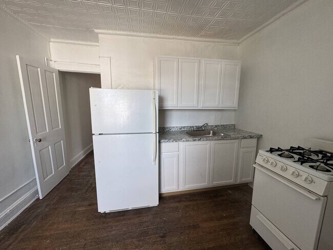 New Kitchen - 716 W 36th St
