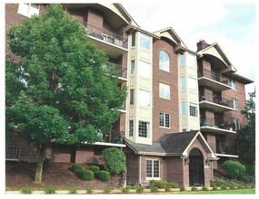 Building Photo - 6675 S Cass Ave