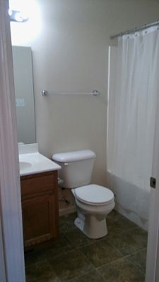 Full Bath - 303 E 16th St