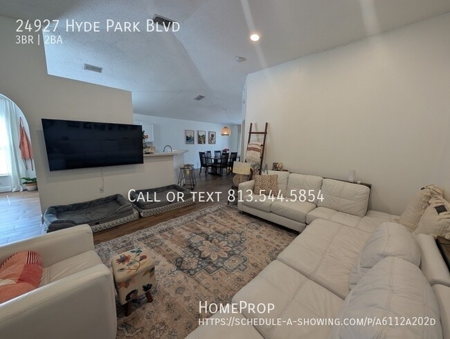 Foto del edificio - 24927 Hyde Park Blvd