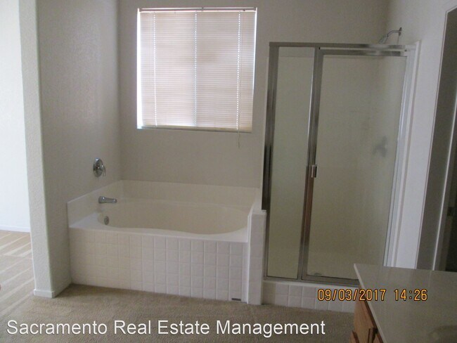 Foto del edificio - 3 br, 2 bath House - 8266 Yorkton Way