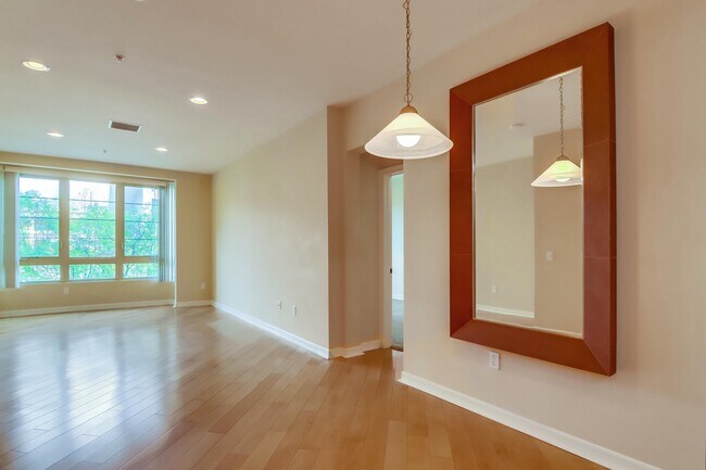 Building Photo - 1465 C St