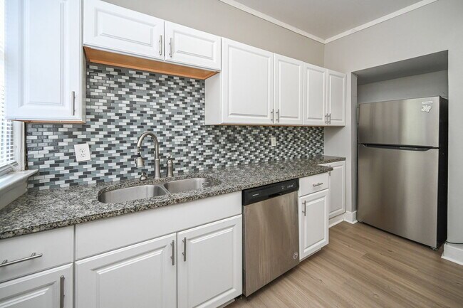 Foto del edificio - 2317 Stratford Ave