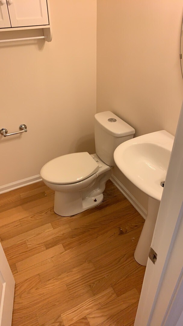 Foto del edificio - 2415 Suwanee Pointe Dr