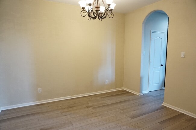 Building Photo - 6015 Mystic Berry Dr