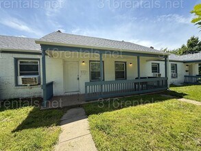 Building Photo - 857 N Glendale Ave