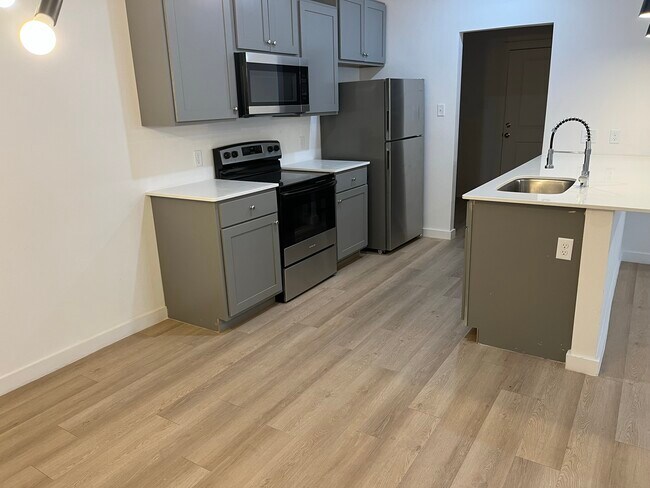 Foto del edificio - 5702 Kemper St