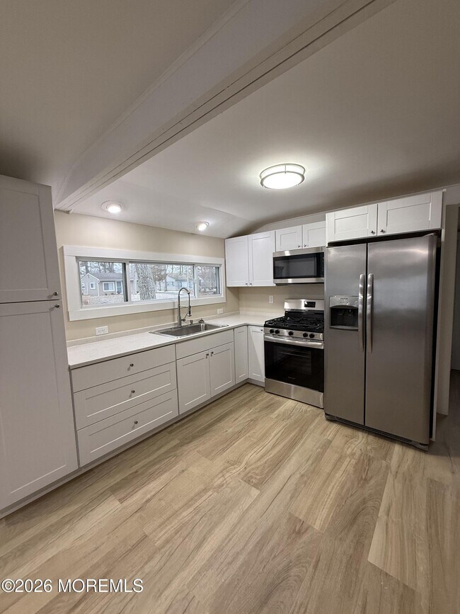 Foto del edificio - 801 Pensacola Rd