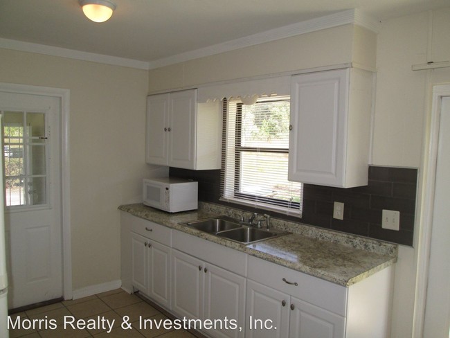 Building Photo - 3 br, 1 bath House - 9236 CR 44