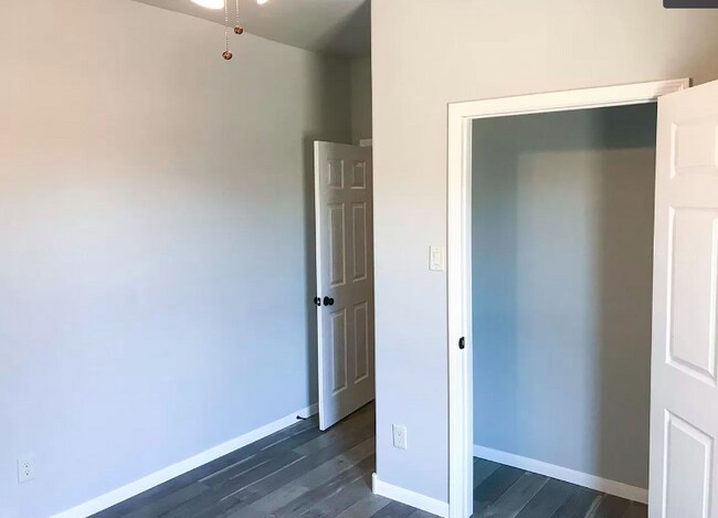 Foto del edificio - Beautiful Updated Duplex