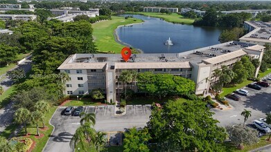 Building Photo - 3205 Portofino D4