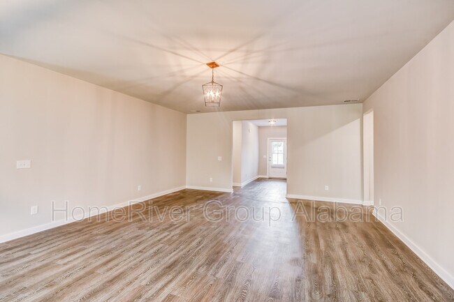 Building Photo - 83 Wolf Ln