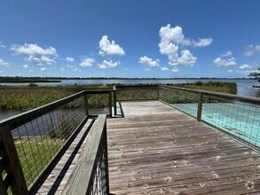 Building Photo - 341 Pitts Bayshore Dr