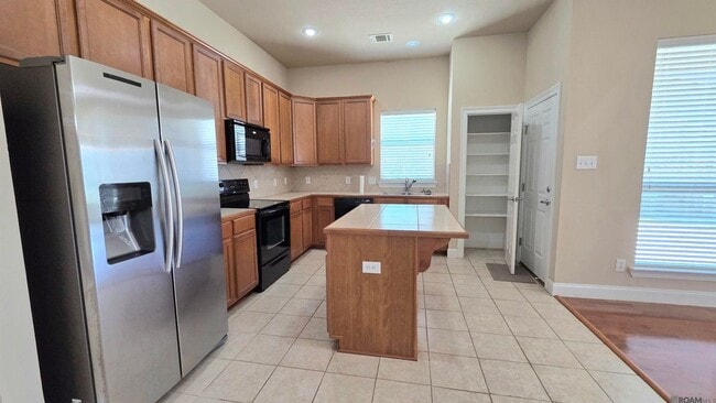 Foto del edificio - 16545 Antioch Ct