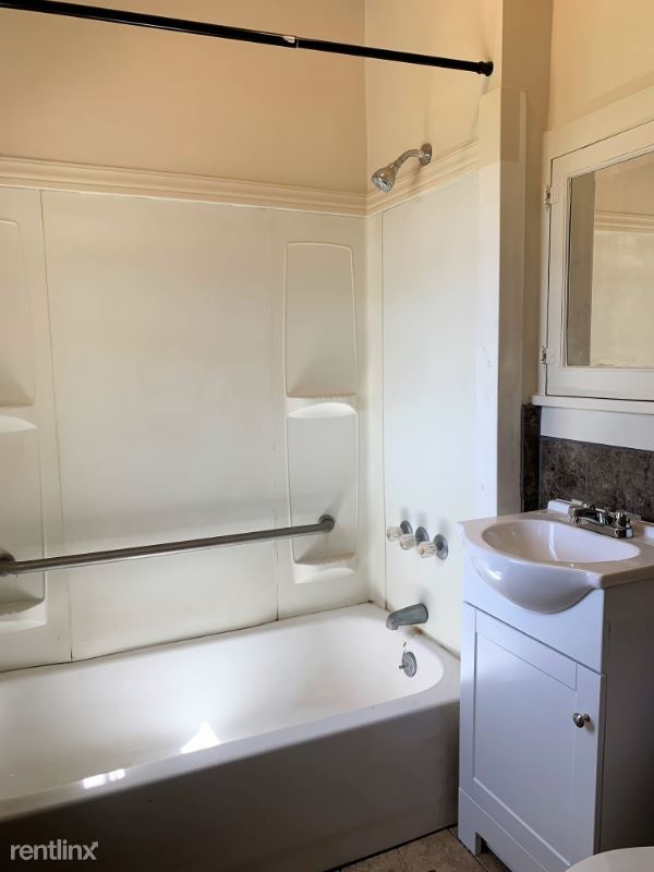 Building Photo - 2 br, 1 bath House - 2462 S 15th St