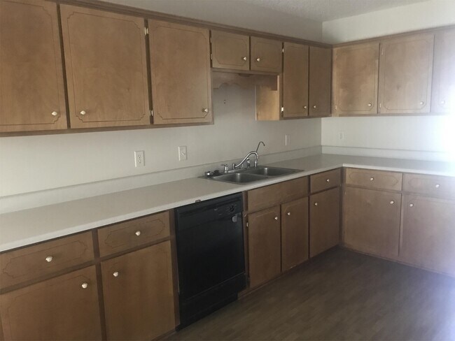 Foto del edificio - 271 Bobbie St