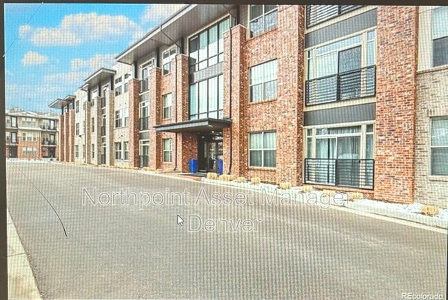 Building Photo - 155 S Monaco St Pkwy