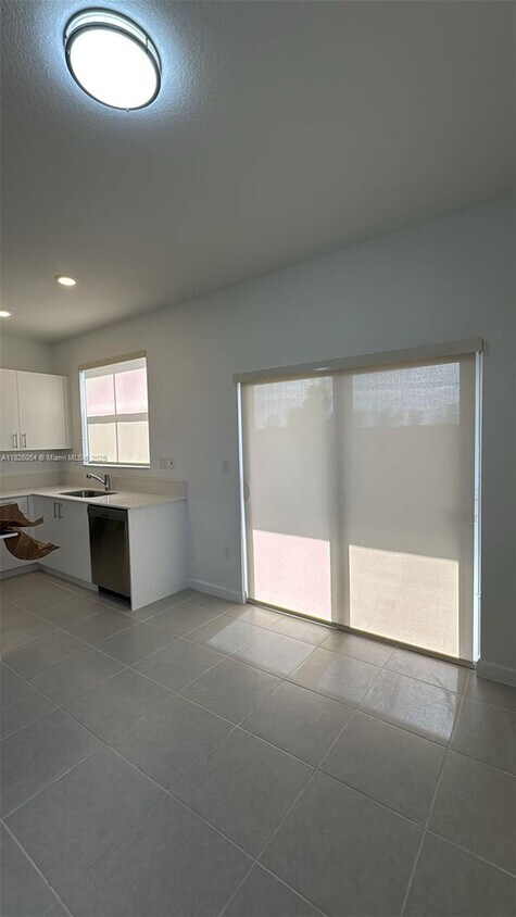 Foto principal - 2856 SE 26th Ter