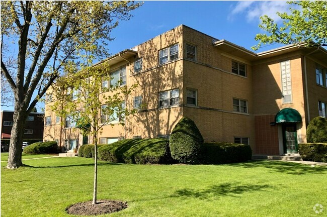 Building Photo - 1334 Woodview Ln