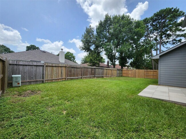 Foto del edificio - 2810 Autumn Springs Ln