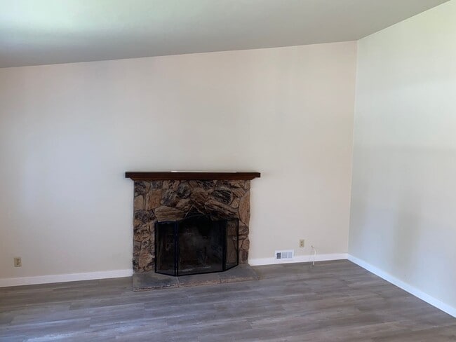Photo - 2720 Summerfield Drive House