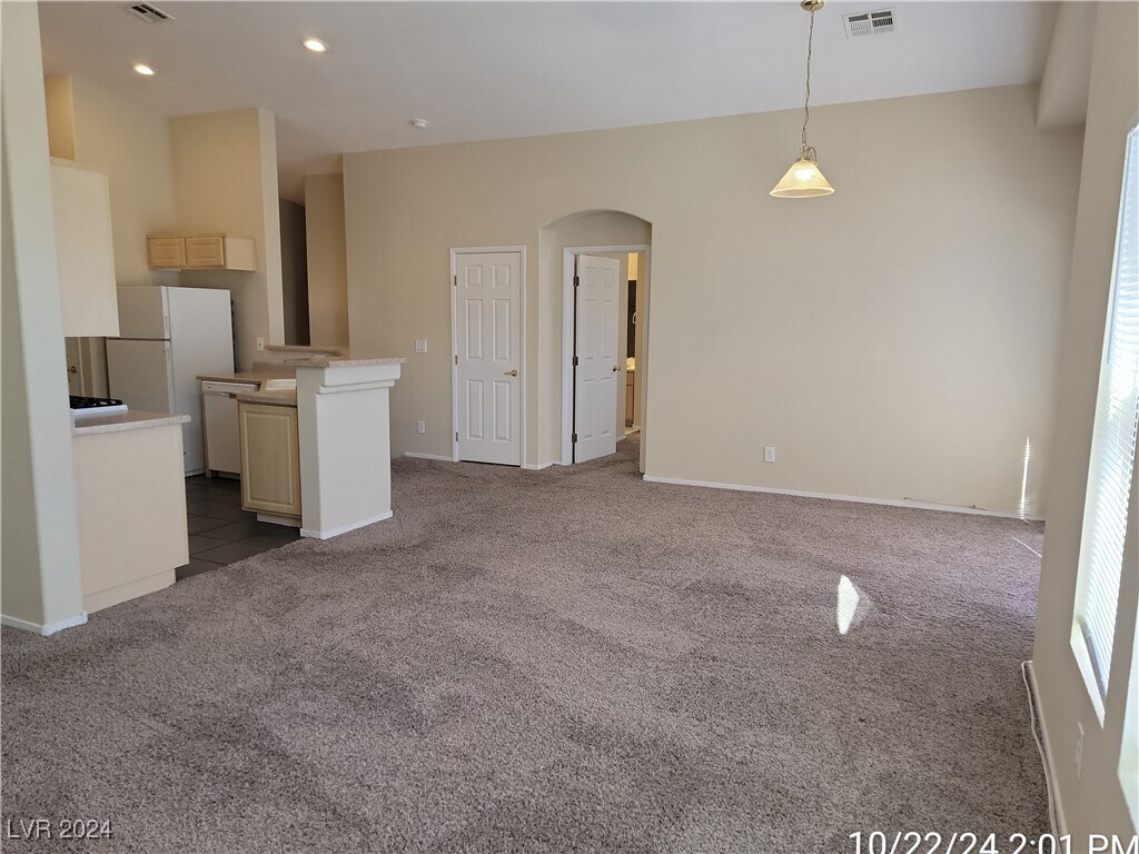 Building Photo - 6570 Bucking Horse Ln