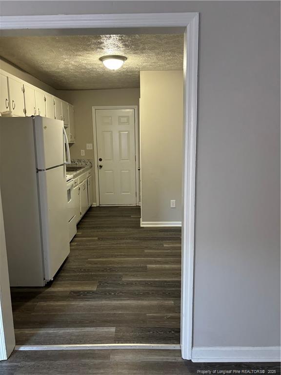 Foto del edificio - 6443 Applecross Ave