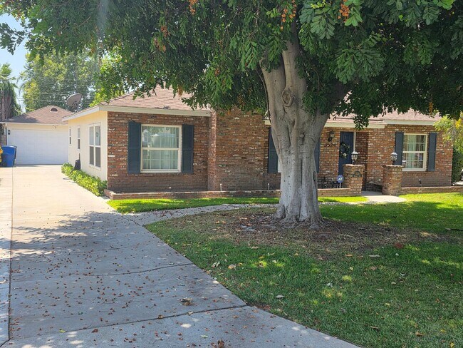 Foto del edificio - "The WOOD STREETS" NEAR RIVERSIDE COMMUNITY COLLEGE