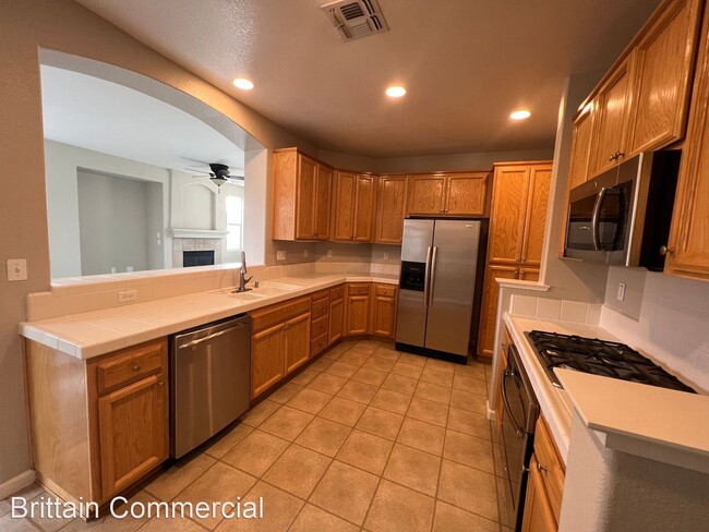 Building Photo - 3 br, 2 bath House - 512 Sutherland Ranch ...