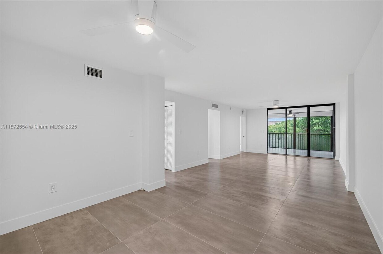 Foto principal - 2812 N 46th Ave