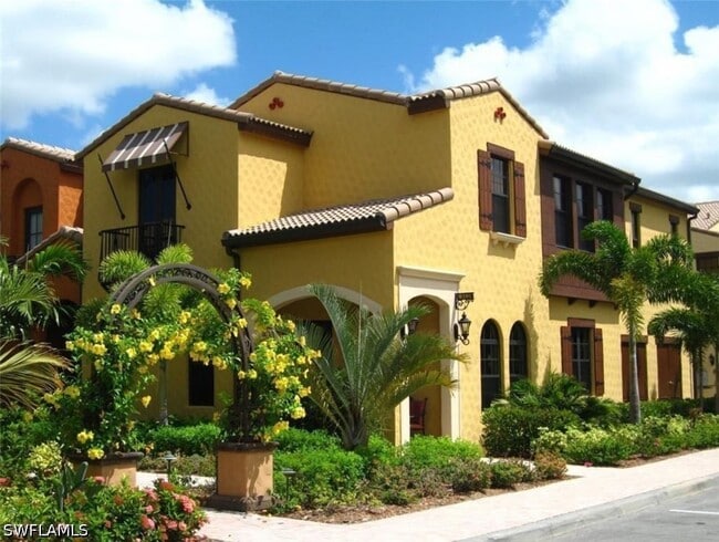 Building Photo - 9151 Delano St