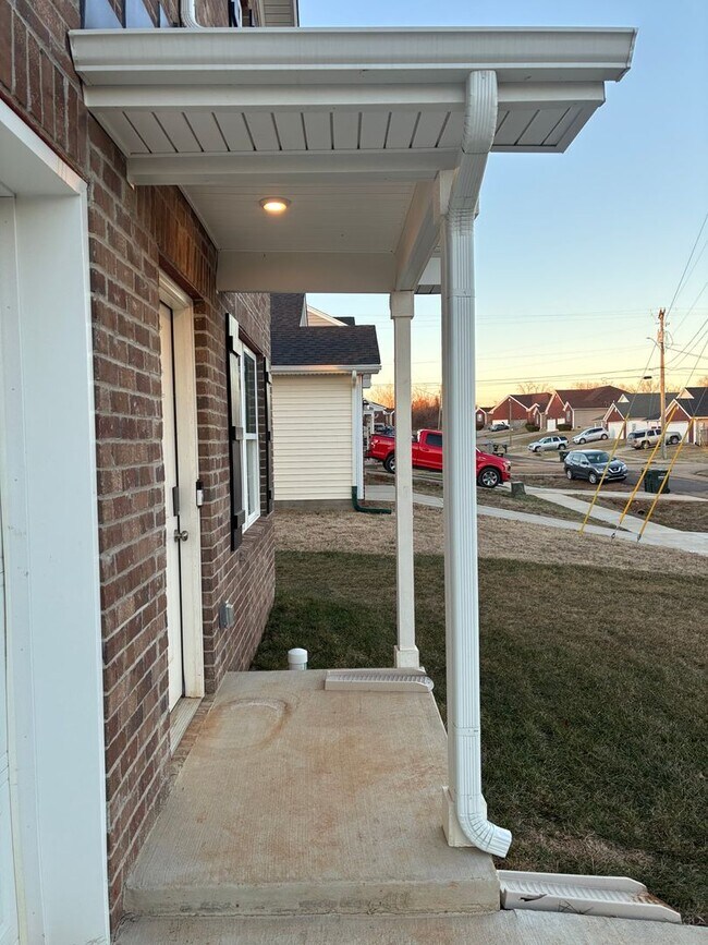 Building Photo - 105 S Osprey Ct