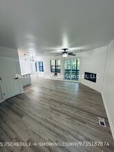 Building Photo - 1 Villa Dr