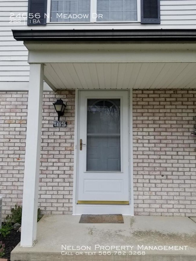 Foto del edificio - 24656 N Meadow Dr