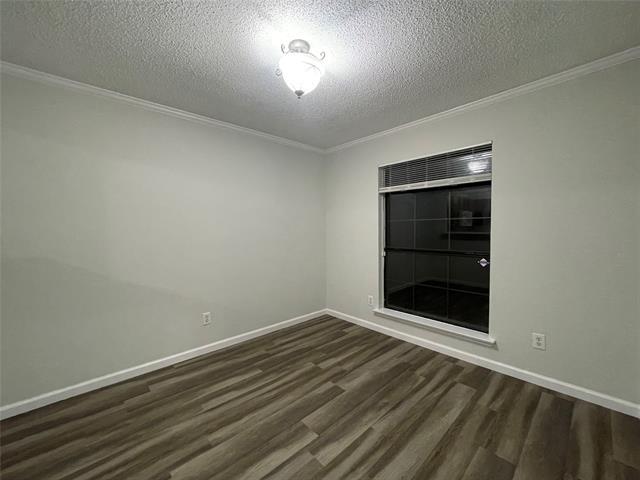 Building Photo - 1736 Hackamore St