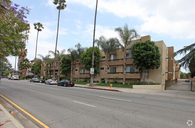 Mandalay Palms Apartments Van Nuys Ca Mandalay Palms Apartments Van Nuys Ca