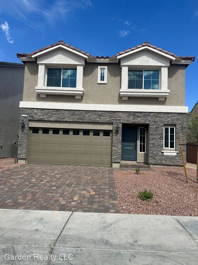 4 br, 2.5 bath House 7790 Westwind Rd Alquileres en Las Vegas, NV