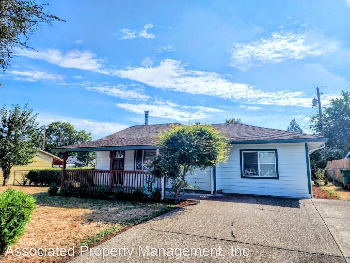 Primary Photo - 2 br, 1 bath House - 2736 17th Pl