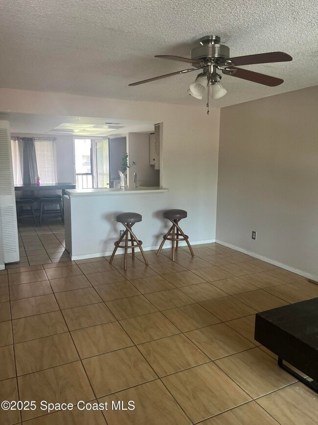 Foto del edificio - 1515 Huntington Ln