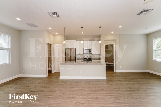 Foto del edificio - 3120 Halsey Ave SE