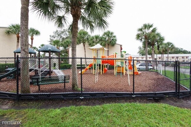 Foto del edificio - 3 br, 2 bath House - 4405 S Semoran Blvd