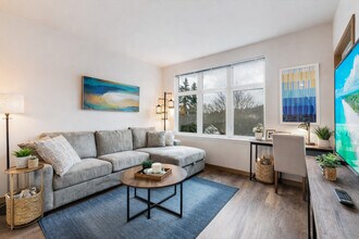 Building Photo - 8200 164th Ave NE