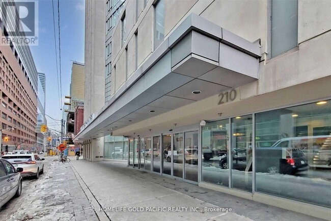 Building Photo - 210-210 Victoria St