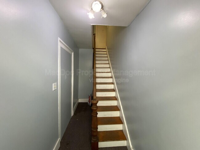 Foto del edificio - 604 Caroline St