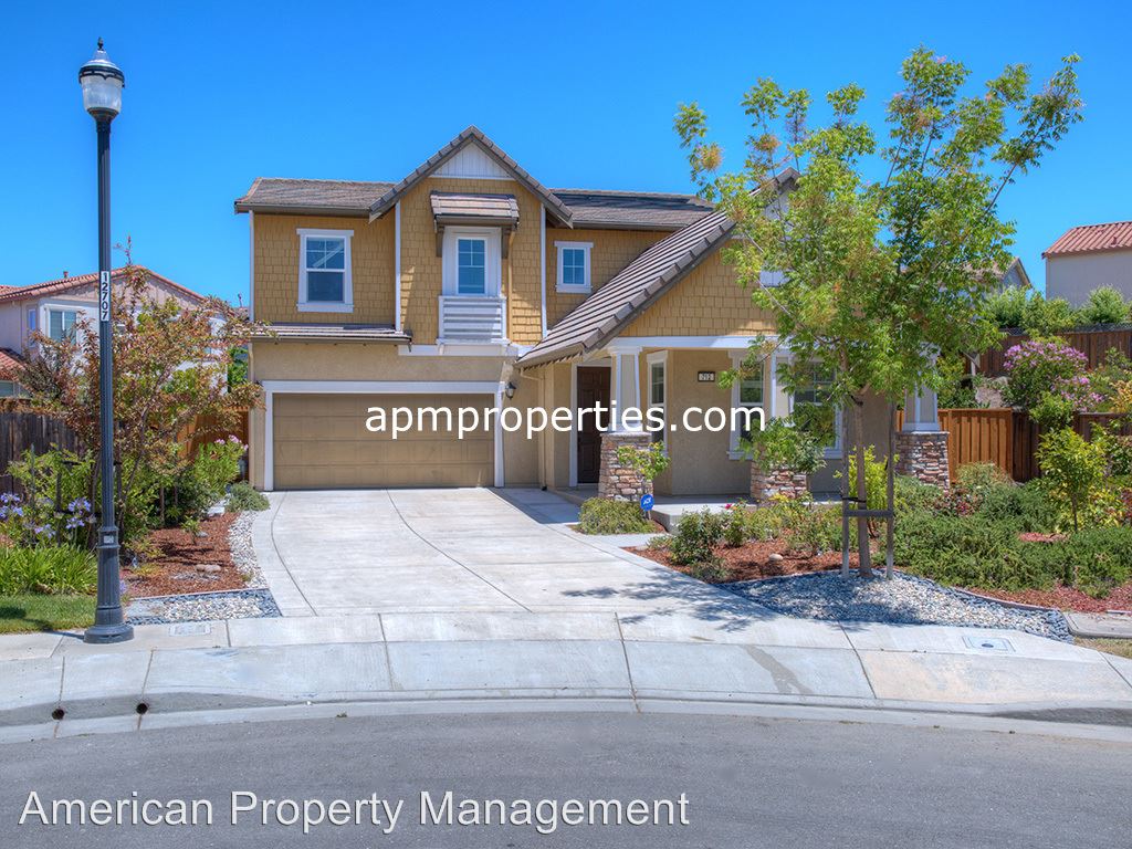 Foto principal - 712 Derry Ct