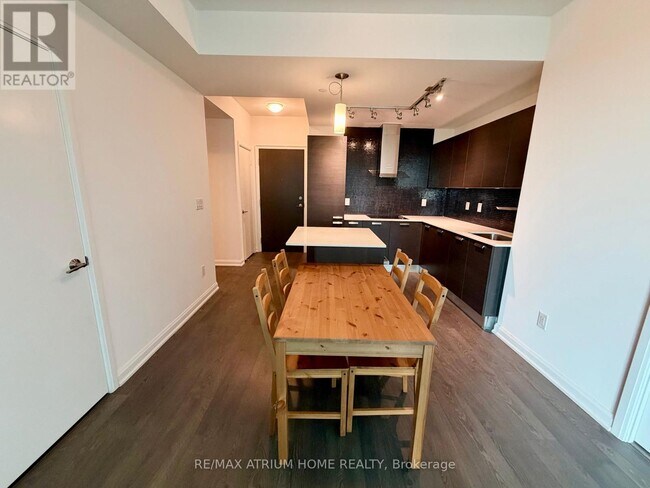 Photo du bâtiment - 9 Bogert Ave